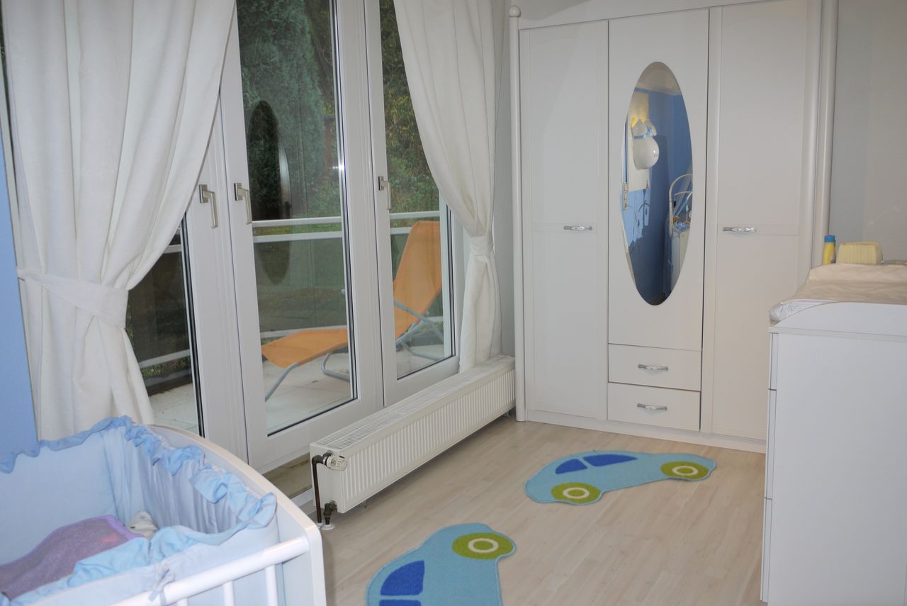 Schlafzimmer 2