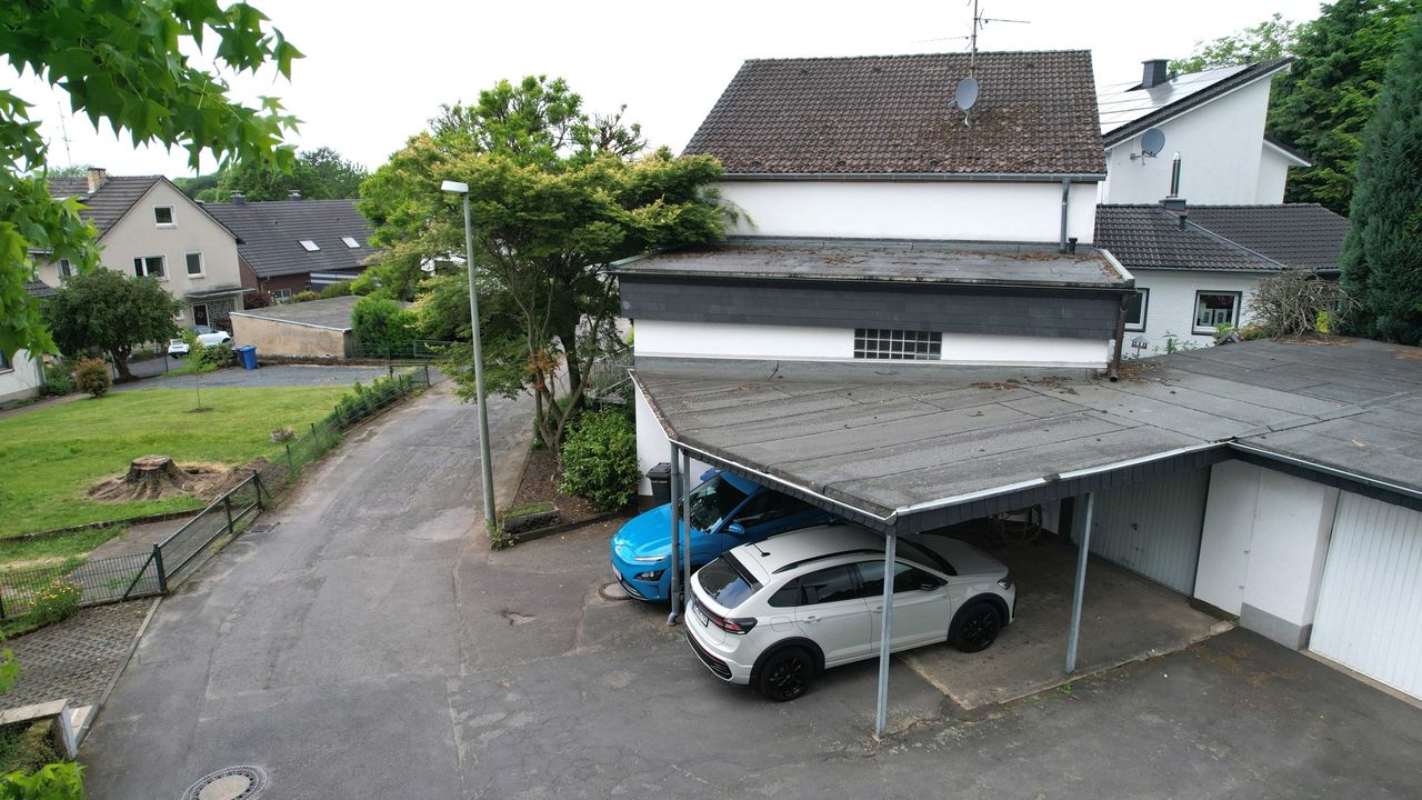  Haus & Garage
