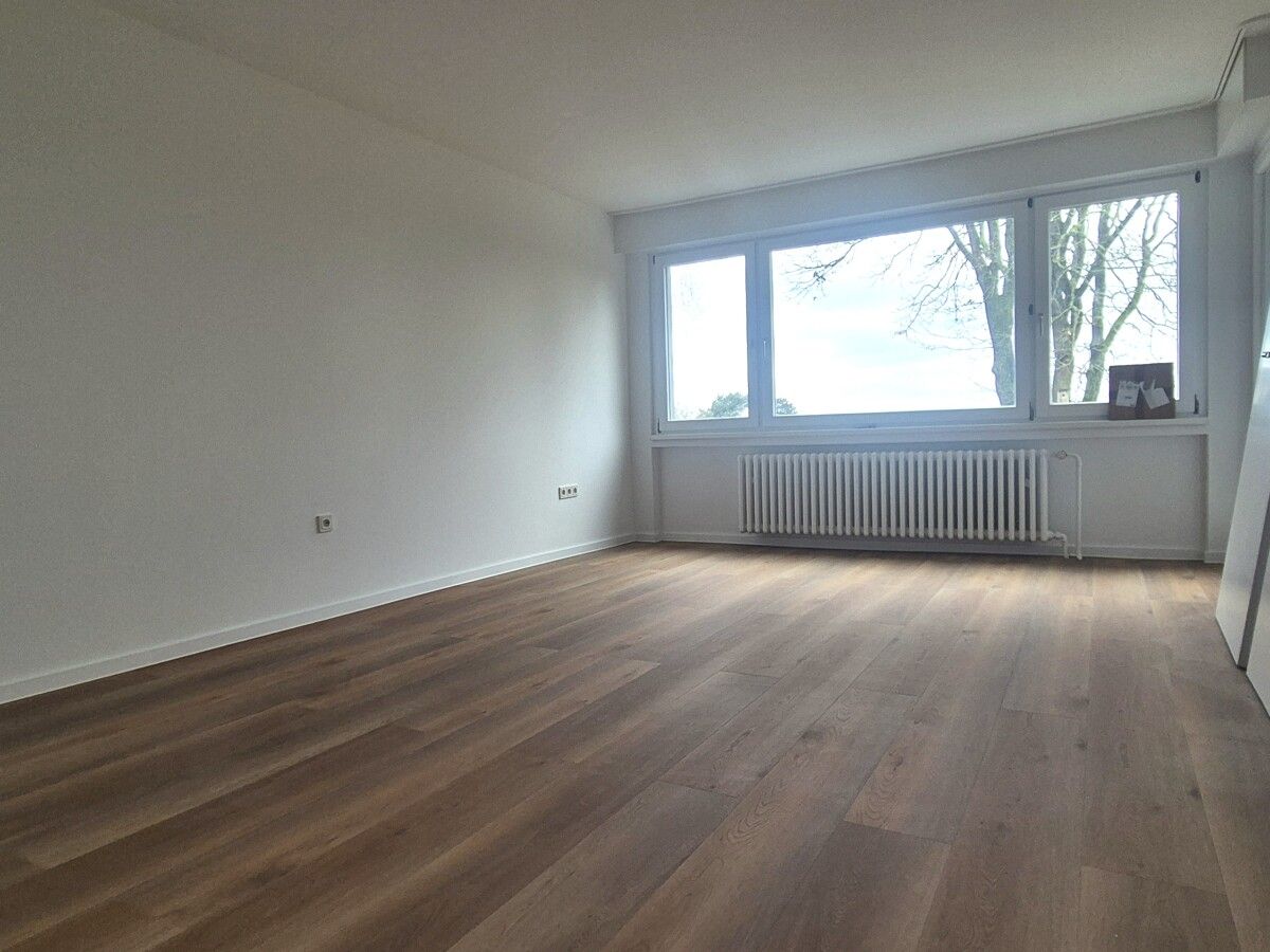 Großes Schlafzimmer