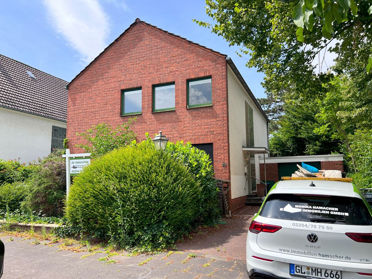 Straßenansicht