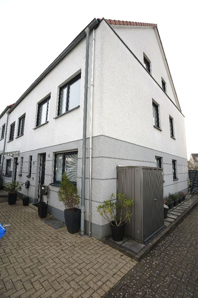 vordere Giebelansicht