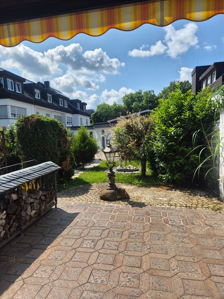 Sonnige Terrasse