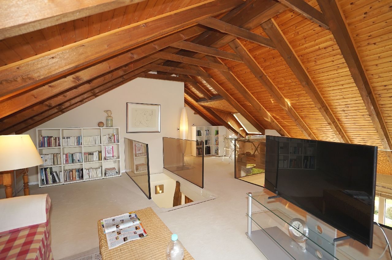 Empore Teilansicht 2